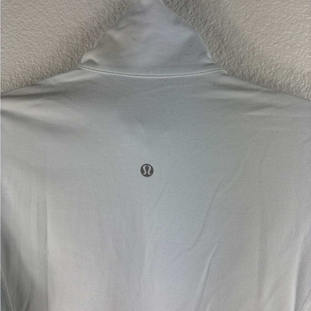 Lululemon Da Bomber Cropped Jacket size 6 - Picture 7 of 13